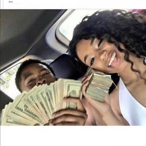 Meet your Posher, Cj